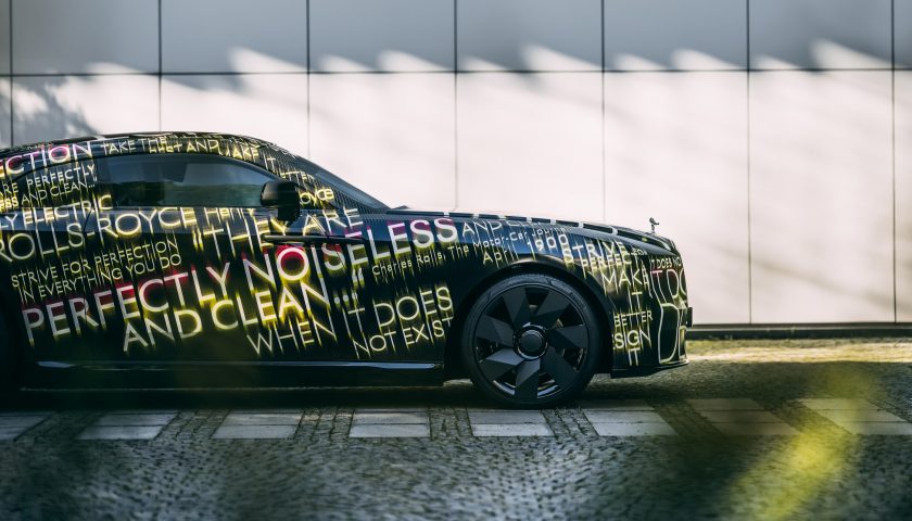 El estilo del Rolls Royce no se pierde y desde 1900 tuvieron la tentación de los autos eléctricos